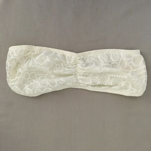 Victoria’s Secret PINk | White Lace Bralette